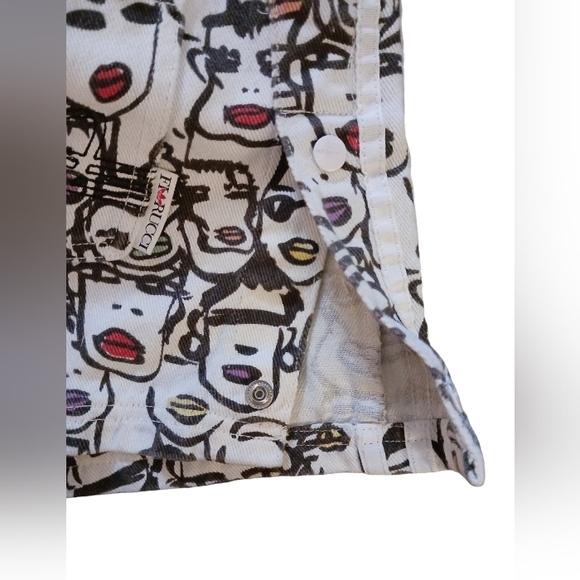 ADIDAS ORIGINAL FIORUCCI Shorts.  Womens.  Size Medium. - Picture 7 of 14